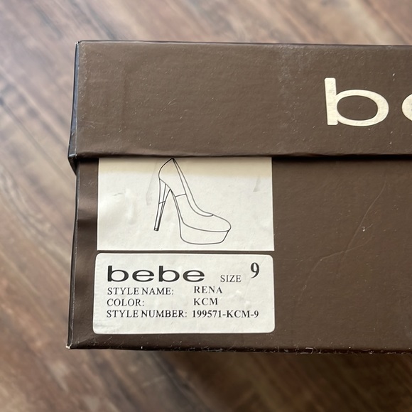 Bebe black and tan heels! - Picture 4 of 4